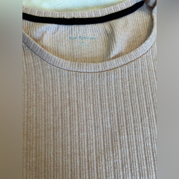 Light Pink Ribbed Long Sleeve Top - Picture 3 of 3